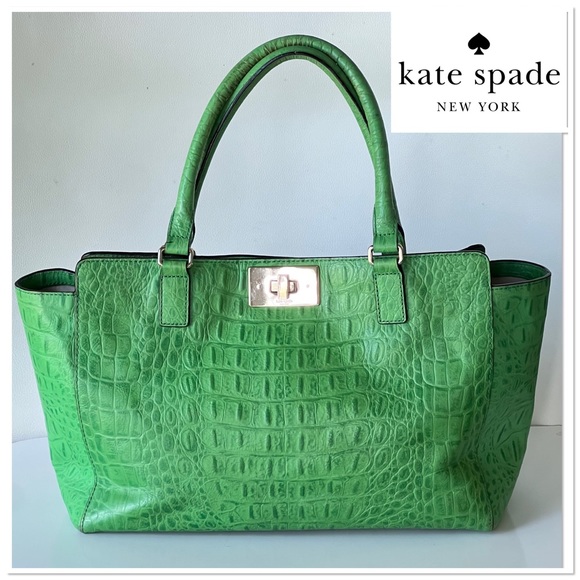 kate spade Handbags - Kate Spade Green Croc Embossed  Large Turnlock Handbag Tote Purse
